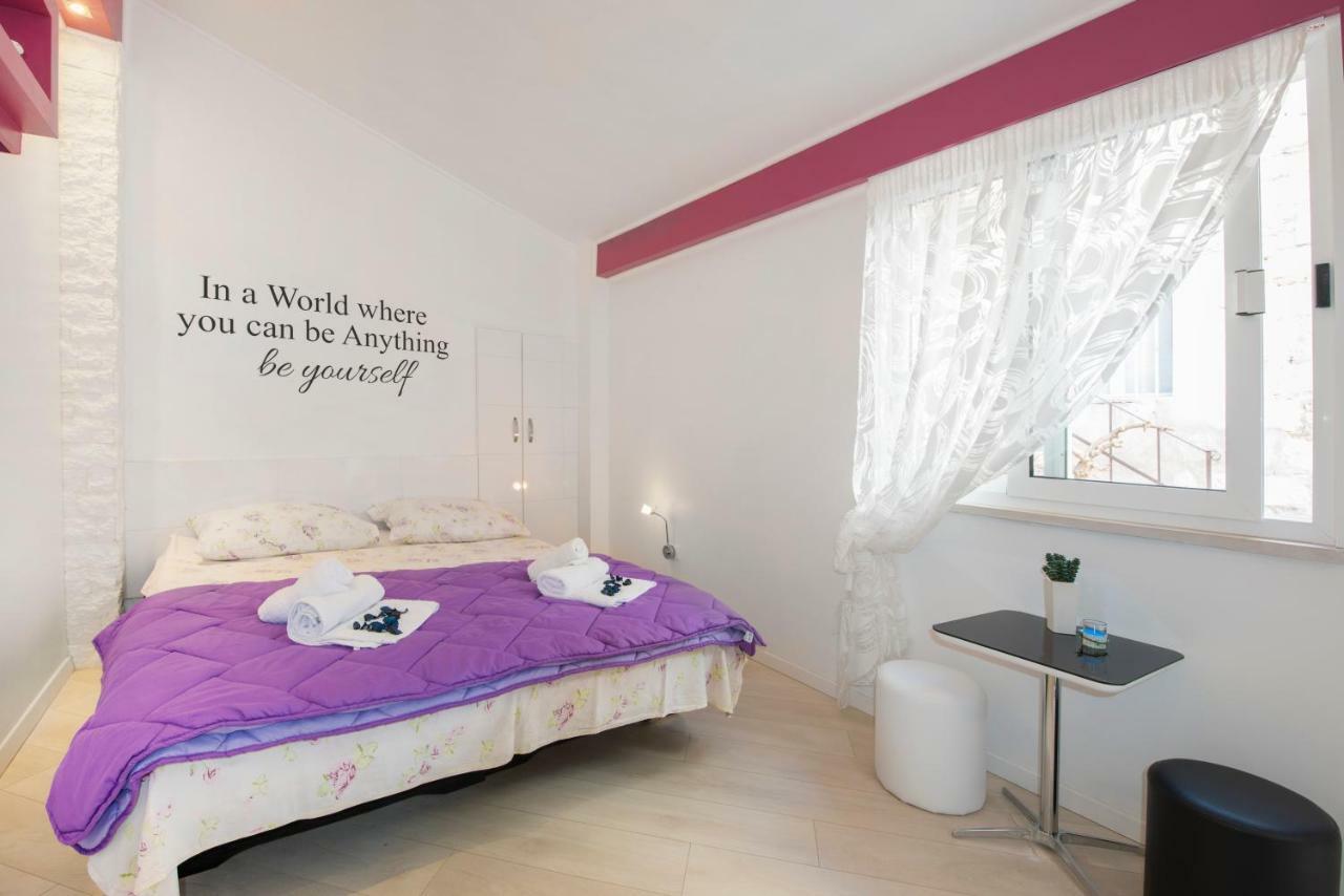 Cute Little Apartment In The Old Town 斯普利特 外观 照片